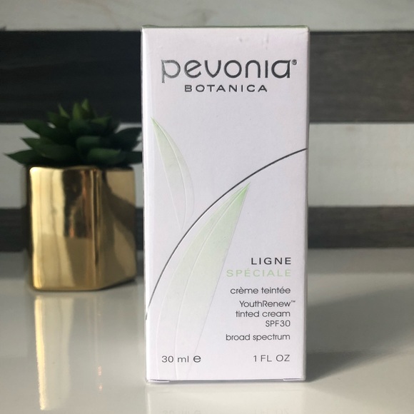 Pevonia Other - SEALED Tinted SPF 30 Moisture with Collagen